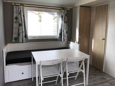 Cliquez pour découvrir toutes les photos de l'HÉBERGEMENT ! mobil-home - La Forêt photo 3
