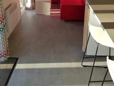 Cliquez pour découvrir toutes les photos de l'HÉBERGEMENT ! mobil-home - La Forêt photo 2