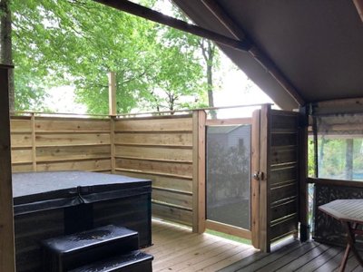 tente en toile et bois - La Forêt photo 9