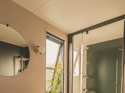 Cliquez pour découvrir toutes les photos de l'HÉBERGEMENT ! mobil-home - La Forêt photo 3