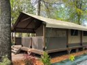 tente en toile et bois - camping La Forêt photo 2