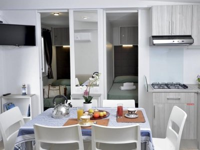 Cliquez pour découvrir toutes les photos de l'HÉBERGEMENT ! mobil-home - Torre Del Porticciolo photo 3