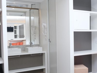 Cliquez pour découvrir toutes les photos de l'HÉBERGEMENT ! mobil-home - Torre Del Porticciolo photo 3