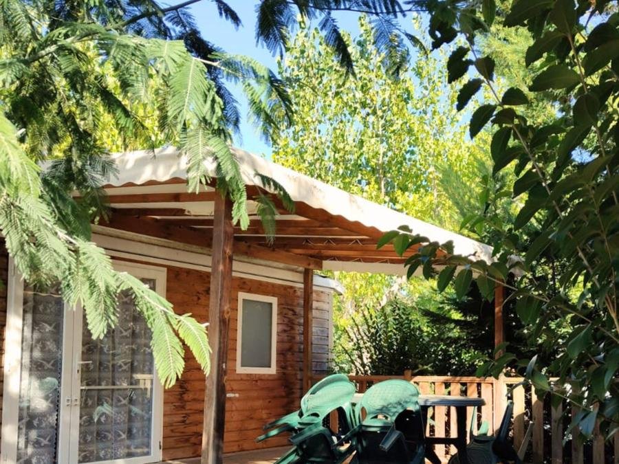 Camping Pas Cher vous présente avec son site Officiel campingpascher.fr, le Camping Flower Aloha Club classé 4 étoiles, situé sur la commune de Amélie Les Bains Palalda dans le département Pyrénées-orientales (Languedoc Roussillon) en France. Le camping Flower Aloha Club, vous présente un hébergement de type mobil-home de 30 m² avec climatisation et télévision. Le camping Flower Aloha Club vous propose du sam. 03 octobre au sam. 10 octobre 2026 pour 7 nuits à 644€. Cette location propose 128 dates différentes pour réserver votre séjour. Découvrez également les 12 autres gammes d'hébergements du camping. Les Avis clients pour le Camping Flower Aloha Club sont excellents avec une note moyenne de 8 sur 10. Piscine chauffée, Piscine extérieure, Animation enfants, Animations familiales, Aire de jeux enfants, Baby-foot, Cyclisme, Paddle, Parcours sportif, Ping-pong, Piscine, Pétanque, Terrain de football, Trampoline, kiteSurf, Dépôt de pain, Supermarché,... En savoir plus : cliquez-ICI.