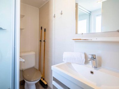 Cliquez pour découvrir toutes les photos de l'HÉBERGEMENT ! mobil-home - Paradis A La Corniche photo 9
