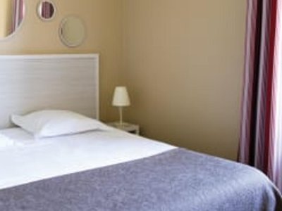 Cliquez pour découvrir toutes les photos de l'HÉBERGEMENT ! appartement - Villa Régina photo 2