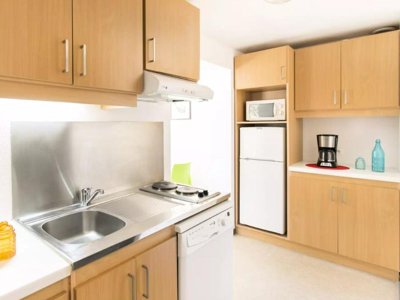 Cliquez pour découvrir toutes les photos de l'HÉBERGEMENT ! maison de campagne - Les Abricotiers photo 2