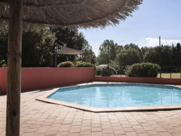 Camping Pas Cher vous présente avec son site Officiel campingpascher.fr, le Camping Maeva Club Les Abricotiers, situé sur la commune de Argelès-sur-mer dans le département Pyrénées-orientales (Languedoc Roussillon) en France. Le camping Maeva Club Les Abricotiers, vous présente un hébergement de type maison de campagne de 38 m² et télévision. Le camping Maeva Club Les Abricotiers vous proposeun séjour PAS CHER avec une REMISEdu sam. 16 mai au sam. 23 mai 2026, en promotion à -30% pour 7 nuits à 219 € au lieu de 312,86 € soit une Économie de 93,86 €. Cette location propose 111 dates différentes pour réserver votre séjour. Découvrez également les 6 autres gammes d'hébergements du camping. Les Avis clients pour le Camping Maeva Club Les Abricotiers sont excellents avec une note moyenne de 8 sur 10. Mer, Piscine extérieure, Animations familiales, Club enfants, Aire de jeux enfants, Canoë-kayak, Centre équestre, Court de tennis, Ping-pong, Terrain de football, Terrain multisports, Voile, Bar, Station-service, Supermarché,... En savoir plus : cliquez-ICI.