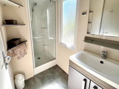 Cliquez pour découvrir toutes les photos de l'HÉBERGEMENT ! mobil-home - Domaine Des Mimosas photo 10