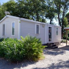 Camping Pas Cher vous présente avec son site Officiel campingpascher.fr, le Établissement Al Sol, situé sur la commune de Argeles-sur-mer dans le département Pyrenees-orientales (Languedoc-roussillon) en France. L'établissement Al Sol vous propose un hébergement de type mobilhome de 30 m². L'établissement vous propose 5 autres types d'hébergements. Découvrez tous nos séjours à petits prix dans la commune et aux alentours de Argeles-sur-mer du département : Pyrenees-orientales (Languedoc-roussillon).... En savoir plus : cliquez-ICI.