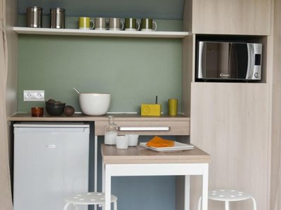 Cliquez pour découvrir toutes les photos de l'HÉBERGEMENT ! bungalow toilé - Le Rancho photo 2