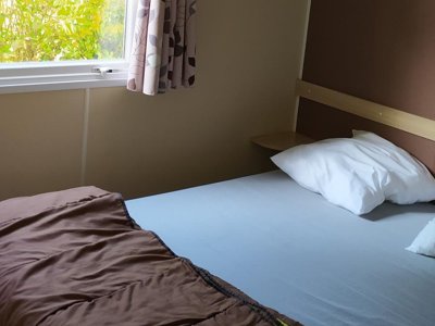 Cliquez pour découvrir toutes les photos de l'HÉBERGEMENT ! mobil-home - Clos De Banes photo 4