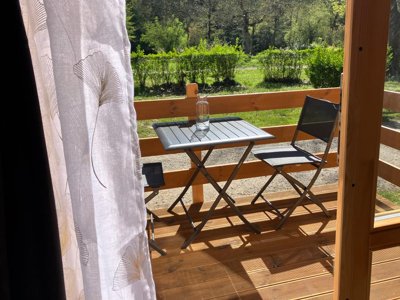 Cliquez pour découvrir toutes les photos de l'HÉBERGEMENT ! hébergement insolite - Les Chambons photo 3
