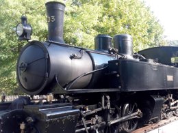 Camping Pas Cher vous présente avec son site Officiel campingpascher.fr, le Camping Ushuaïa Villages Le Viaduc classé 3 étoiles, situé sur la commune de Arlebosc dans le département Ardèche (Rhône Alpes) en France. Le camping Ushuaïa Villages Le Viaduc, vous présente un hébergement de type mobil-home de 17 m² pour 4 personnes. Le camping Ushuaïa Villages Le Viaduc vous propose du mercredi 15 avril au mercredi 22 avril 2026 pour 7 nuits à 290.5€. Cette location propose 145 dates différentes pour réserver votre séjour. Découvrez également les 22 autres gammes d'hébergements du camping. Les Avis clients pour le Camping Ushuaïa Villages Le Viaduc sont excellents avec une note moyenne de 8 sur 10. LacRivière, Piscine couverte, Piscine extérieure, Aire de jeux enfants, Centre équestre, Court de tennis, Cyclisme, Golf, Parcours sportif, Ping-pong, Pétanque, Randonnée, Terrain de badminton, Terrain de volley-ball, Trampoline, Bar, Boulangerie, Bureau de tabac, Restaurant, Station-service, Supermarché, Épicerie,... En savoir plus : cliquez-ICI.