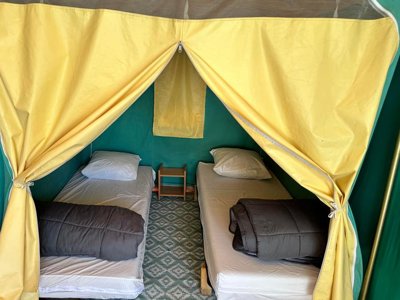 Cliquez pour découvrir toutes les photos de l'HÉBERGEMENT ! bungalow toilé - Les Eychecadous photo 7