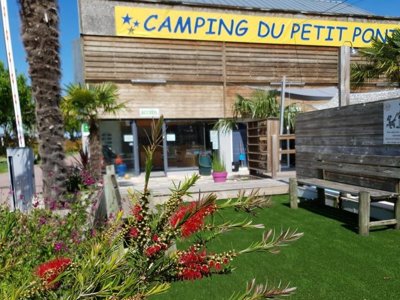 Cliquez pour découvrir toutes les photos de l'ÉTABLISSEMENT ! camping Du Petit Pont photo 14