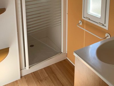 Cliquez pour découvrir toutes les photos de l'HÉBERGEMENT ! mobil-home - Du Petit Pont photo 5