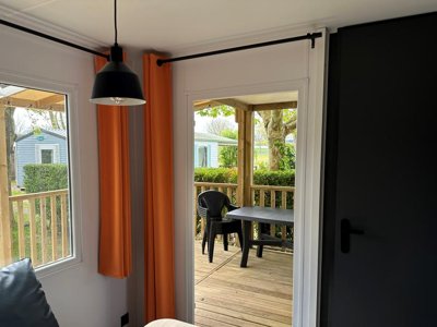 Cliquez pour découvrir toutes les photos de l'HÉBERGEMENT ! mobil-home - Du Petit Pont photo 3