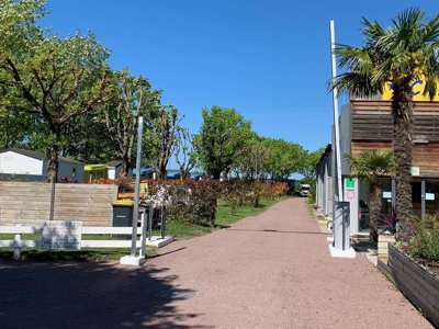 Cliquez pour découvrir toutes les photos de l'ÉTABLISSEMENT ! camping Du Petit Pont photo 7