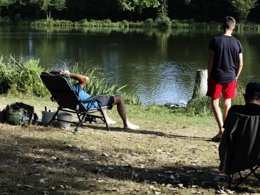 Camping Pas Cher vous présente avec son site Officiel campingpascher.fr, le Camping Campilo classé 4 étoiles, situé sur la commune de Aubigny dans le département Vendée (Pays De La Loire) en France. Le camping Campilo, vous présente un hébergement de type mobil-home de 28 m². Le camping Campilo vous proposeun séjour PAS CHER avec une REMISEdu sam. 04 avril au sam. 11 avril 2026, en promotion à -35% pour 7 nuits à 339 € au lieu de 521,54 € soit une Économie de 182,54 €. Cette location propose 104 dates différentes pour réserver votre séjour. Découvrez également les 20 autres gammes d'hébergements du camping. Les Avis clients pour le Camping Campilo sont excellents avec une note moyenne de 8 sur 10. MerÉtang, Lagon, Piscine couverte, Animations familiales, Club ados, Club enfants, Aire de jeux enfants, Centre équestre, Court de tennis, Cyclisme, Golf, Ping-pong, Pétanque, Randonnée, Terrain multisports, Trampoline, Bar, Boulangerie, Dépôt de pain, Plats à emporter, Snack/Bar, Station-service, Supermarché, Épicerie,... En savoir plus : cliquez-ICI.