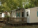 Camping Pas Cher vous présente avec son site Officiel campingpascher.fr, le Camping Les Salisses classé 4 étoiles, situé sur la commune de Vias dans le département Hérault (Languedoc Roussillon) en France. Le camping Les Salisses, vous présente un hébergement de type mobil-home de 28 m² avec climatisation et télévision. Le camping Les Salisses vous proposeun séjour PAS CHER avec une REMISEdu sam. 13 juin au sam. 20 juin 2026, en promotion à -45% pour 7 nuits à 389 € au lieu de 710,0 € soit une Économie de 321 €. Cette location propose 17 dates différentes pour réserver votre séjour. Découvrez également les 5 autres gammes d'hébergements du camping. Les Avis clients pour le Camping Les Salisses sont de 7 sur 10. Parc aquatique, Piscine couverte, Piscine extérieure, Animations familiales, Club enfants, Aire de jeux enfants, Centre équestre, Court de tennis, Golf, Ping-pong, Piscine, Pétanque, Salle de fitness, Salle de jeux vidéo, Sports nautiques, Terrain multisports, Bar, Bureau de tabac, Dépôt de pain, Plats à emporter, Restaurant, Snack/Bar, Supermarché, Épicerie,... En savoir plus : cliquez-ICI.