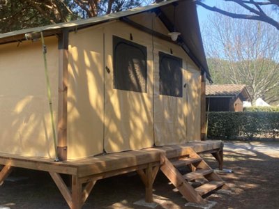 Cliquez pour découvrir toutes les photos de l'HÉBERGEMENT ! bungalow toilé - Le Braou photo 5