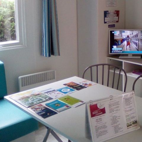 Cliquez pour découvrir toutes les photos de l'HÉBERGEMENT ! mobilhome - D'Autun photo 2