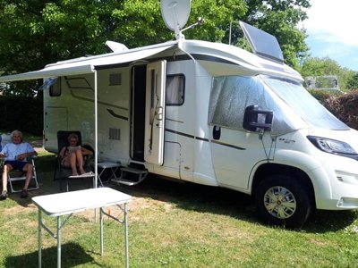 Cliquez pour découvrir toutes les photos de l'ÉTABLISSEMENT ! camping D'Autun photo 15