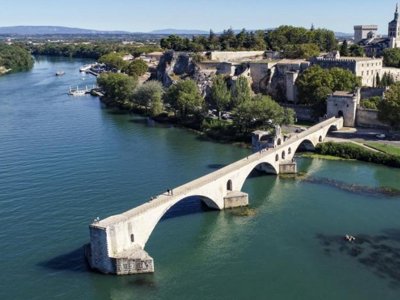 Cliquez pour découvrir toutes les photos de l'ÉTABLISSEMENT ! établissement Du Pont D'Avignon photo 13