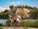 Cliquez pour découvrir toutes les photos de l'ÉTABLISSEMENT ! établissement Du Pont D'Avignon photo 6