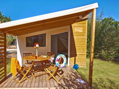 Cliquez pour découvrir toutes les photos de l'HÉBERGEMENT ! bungalow toilé - Flower Beauchêne photo 4