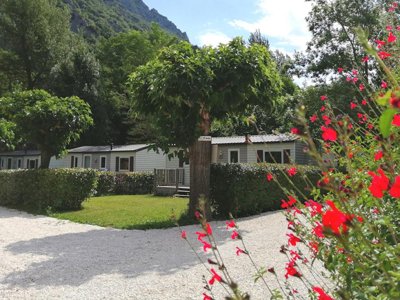 Cliquez pour découvrir toutes les photos de l'HÉBERGEMENT ! mobil-home - Le Moulin Du Pont D'Alies photo 9