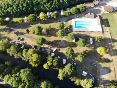 Cliquez pour découvrir toutes les photos de l'ÉTABLISSEMENT ! camping Les Berges Du Célé photo 4