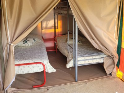 Cliquez pour découvrir toutes les photos de l'HÉBERGEMENT ! bungalow toilé - Beaume Giraud photo 7