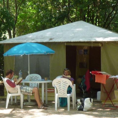 Cliquez pour découvrir toutes les photos de l'HÉBERGEMENT ! tente - De L'Ile photo 5