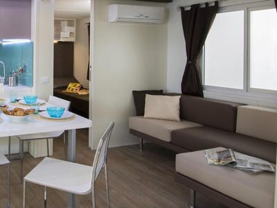 Cliquez pour découvrir toutes les photos de l'HÉBERGEMENT ! mobil-home - Ultima Spiaggia photo 8