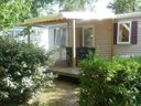 Cliquez pour découvrir toutes les photos de l'HÉBERGEMENT ! mobil-home - camping Le Chêne Du Lac photo 2