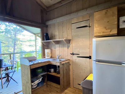 Cliquez pour découvrir toutes les photos de l'HÉBERGEMENT ! tente en toile et bois - Le Moulin De Surier photo 5