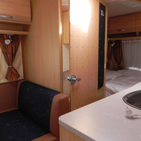 Cliquez pour découvrir toutes les photos de l'HÉBERGEMENT ! caravane - Les Deux Lacs photo 5