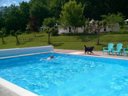 Camping Pas Cher vous présente avec son site Officiel campingpascher.fr, le Camping Les 2 Lacs classé 3 étoiles, situé sur la commune de Beauville dans le département Lot-et-garonne (Aquitaine) en France. Le camping Les 2 Lacs vous propose un hébergement de type tente en toile et bois. L'établissement vous propose un autre type d'hébergement. Découvrez tous nos séjours à petits prix dans la commune et aux alentours de Beauville du département : Lot-et-garonne (Aquitaine). Les Avis clients pour le Camping Les 2 Lacs sont excellents avec une note moyenne de 9 sur 10. Lac, Piscine extérieure, Aire de jeux enfants, Baby-foot, Canoë-kayak, Cyclisme, Ping-pong, Pétanque, Randonnée, Terrain de volley-ball, Trampoline, Boulangerie, Brasserie, Dépôt de pain, Plats à emporter, Épicerie,... En savoir plus : cliquez-ICI.