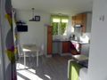 Cliquez pour découvrir toutes les photos de l'HÉBERGEMENT ! chalet - établissement Les Deux Lacs photo 3