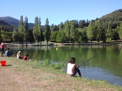 Cliquez pour découvrir toutes les photos de l'ÉTABLISSEMENT ! camping LES CHALETS DU LAC BELCAIRE photo 13