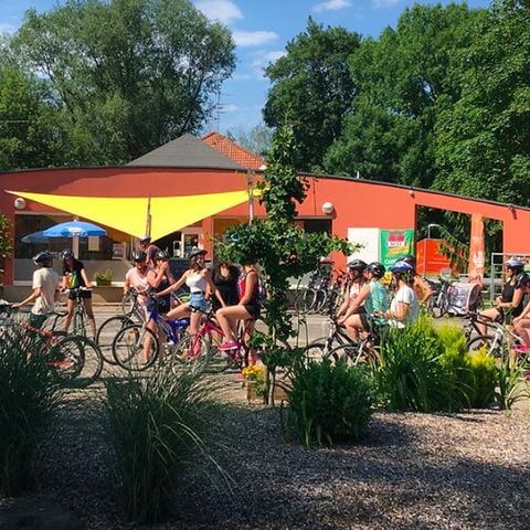 établissement L'Etang Des Forges photo 4