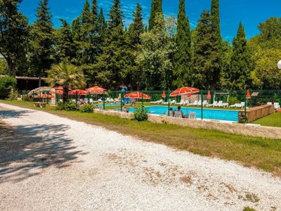 Cliquez pour découvrir toutes les photos de l'ÉTABLISSEMENT ! camping Flower Les Tomasses photo 6