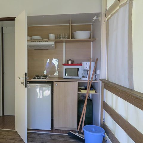 tente en toile et bois - Le Roc Del Rey photo 5