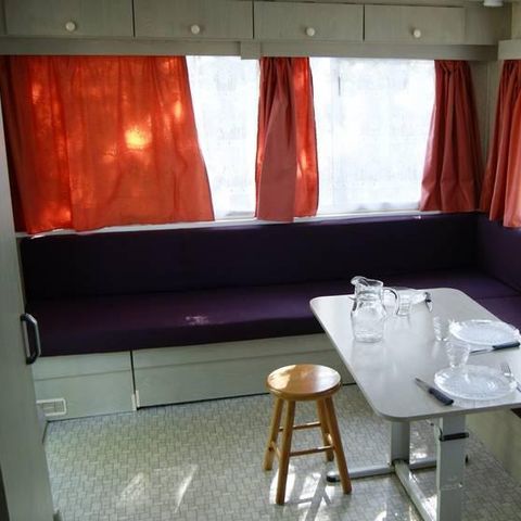 Cliquez pour découvrir toutes les photos de l'HÉBERGEMENT ! mobilhome - Le Roc Del Rey photo 2