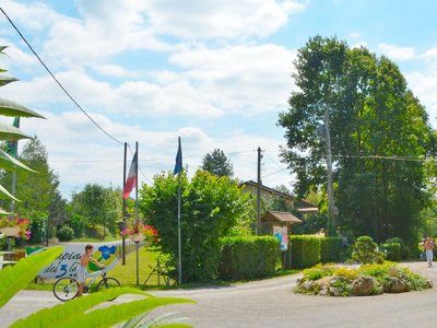 Cliquez pour découvrir toutes les photos de l'ÉTABLISSEMENT ! camping Des 3 Lacs photo 5