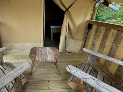 Cliquez pour découvrir toutes les photos de l'HÉBERGEMENT ! tente en toile et bois - Moulin Des Oies photo 2