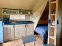 Cliquez pour découvrir toutes les photos de l'HÉBERGEMENT ! tente en toile et bois - camping Paradis Moulin Des Oies photo 3
