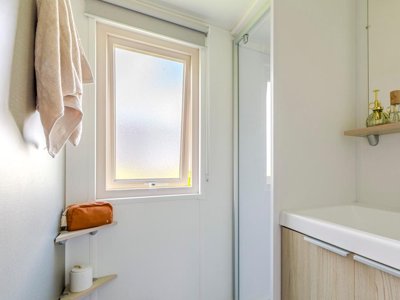 Cliquez pour découvrir toutes les photos de l'HÉBERGEMENT ! mobil-home - La Mer Blanche photo 6